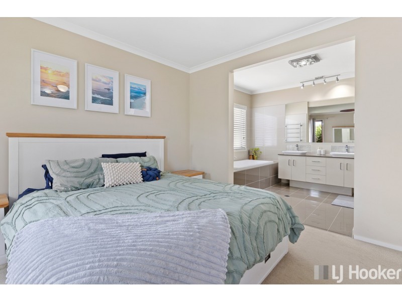 50 Waterville Drive, Thornlands QLD 4164