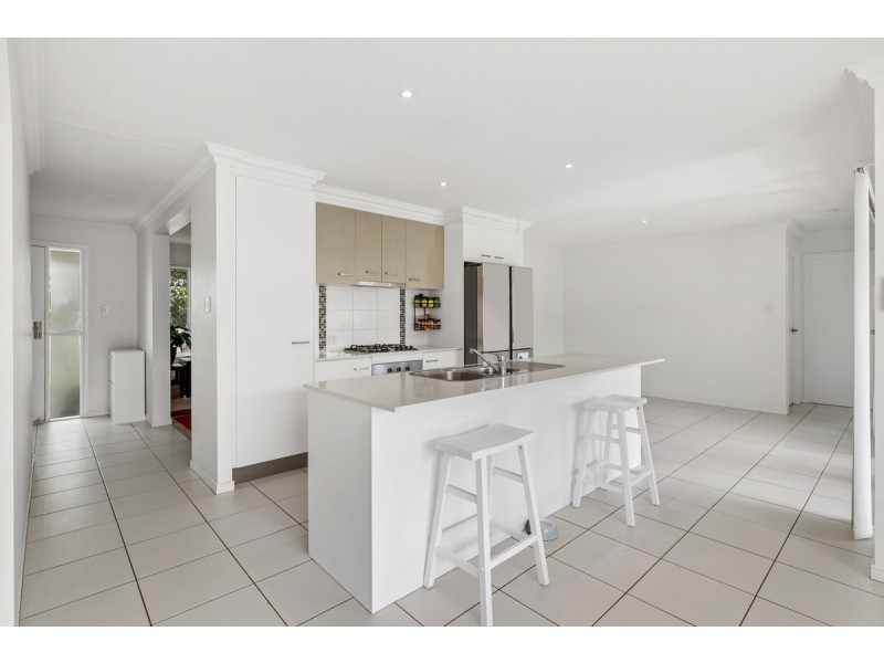 39 Lynch Crescent, Birkdale QLD 4159