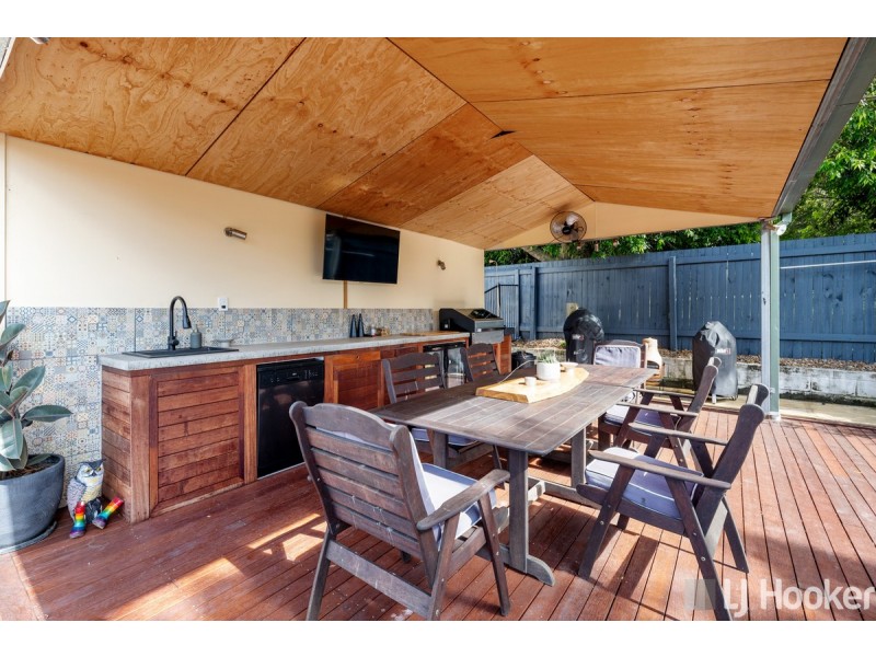 24 Henley Street, Alexandra Hills QLD 4161