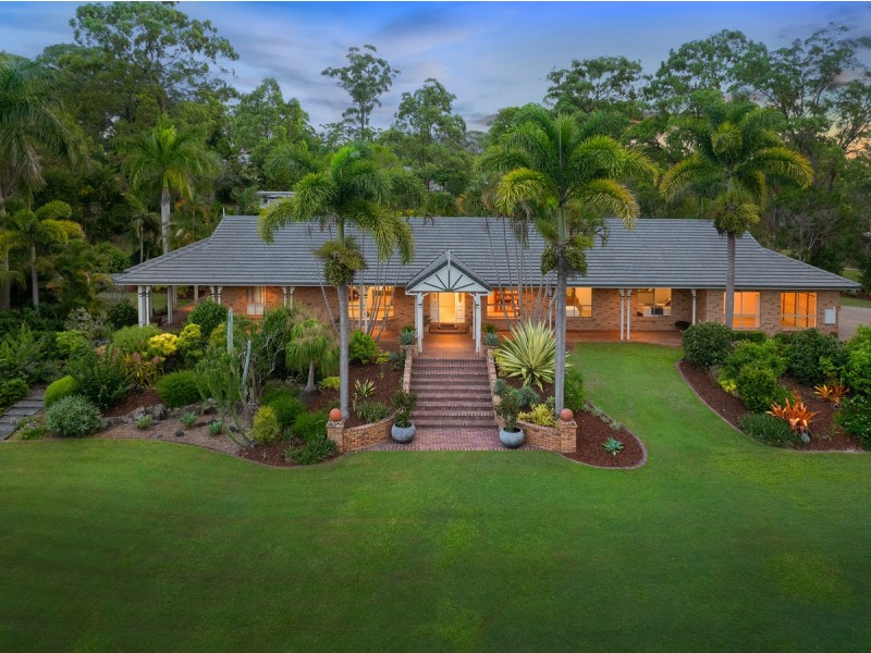 27 Mahogany Street, Capalaba QLD 4157