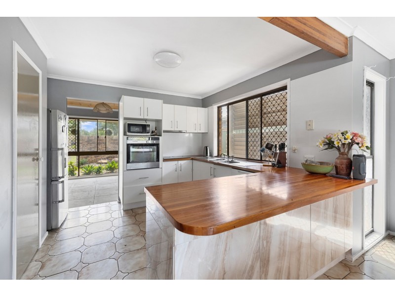 298 Bloomfield Street, Cleveland QLD 4163