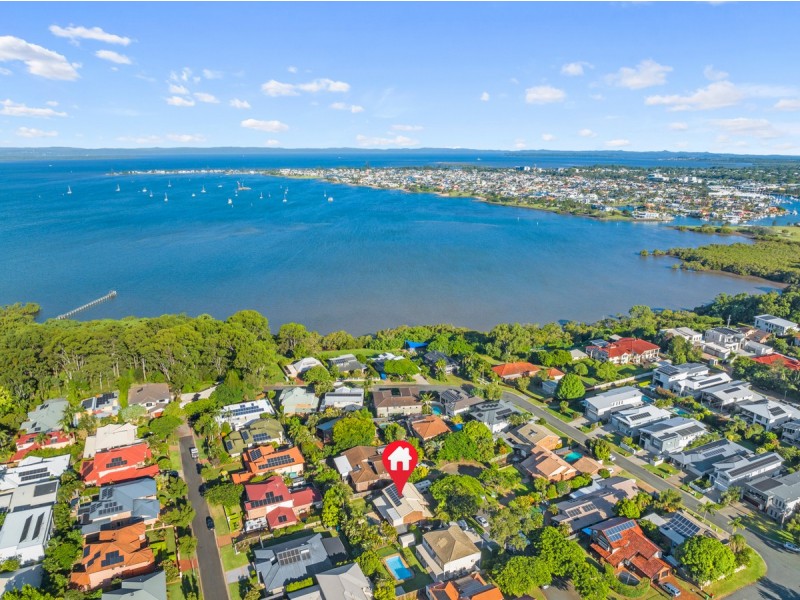 10 Waterford Crescent, Ormiston QLD 4160