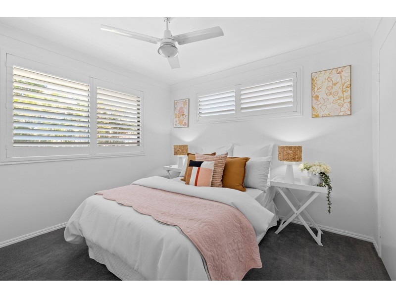 10 Waterford Crescent, Ormiston QLD 4160