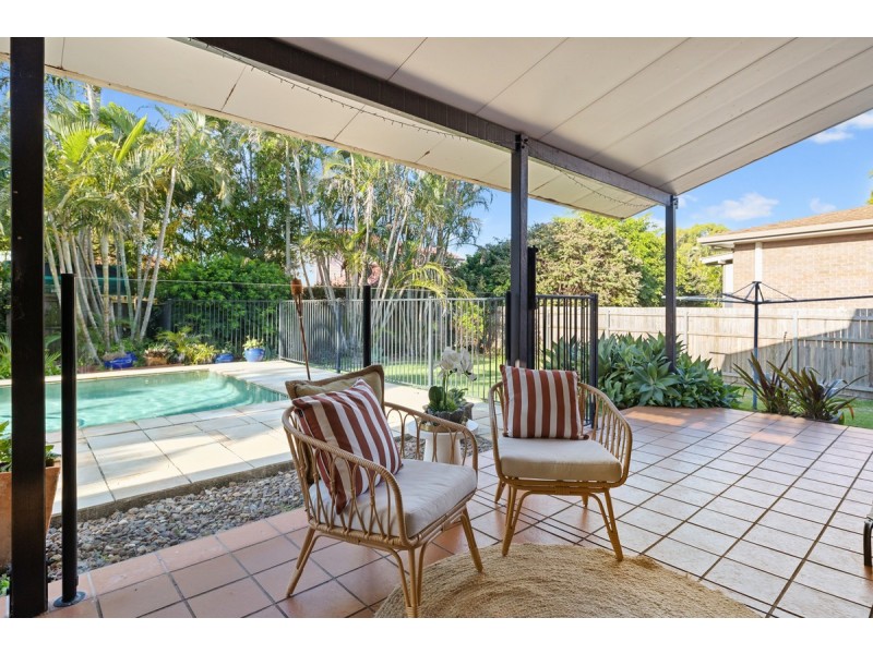 10 Waterford Crescent, Ormiston QLD 4160