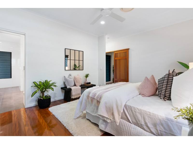 46D Trinder Road, Ashgrove QLD 4060