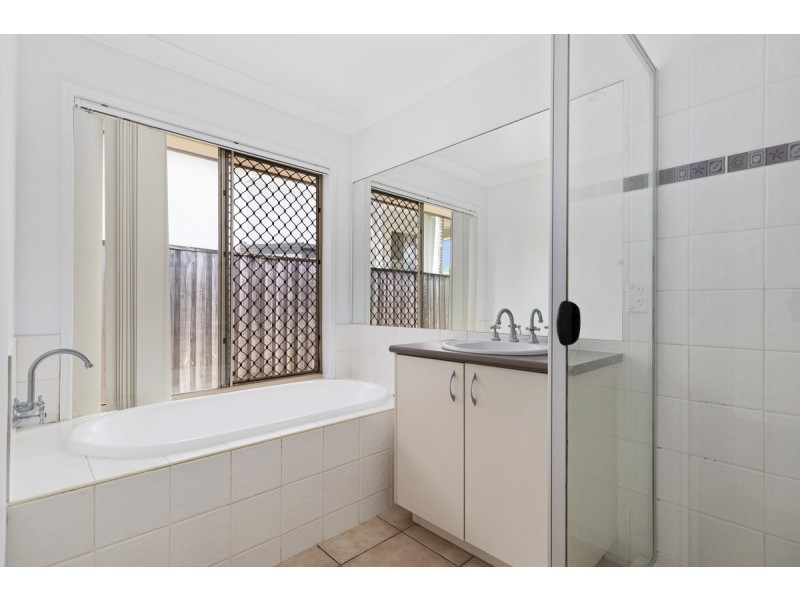 7 Ribonwood Street, Thornlands QLD 4164