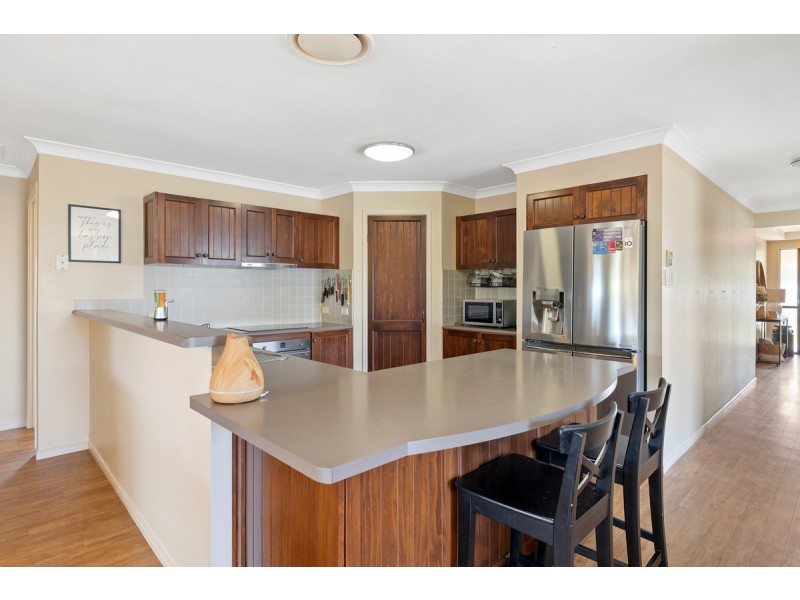 45 Gretchen Circuit, Thornlands QLD 4164