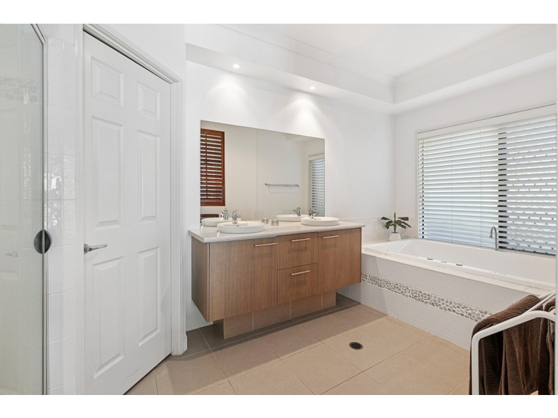 43 Creekwood Street, Victoria Point QLD 4165