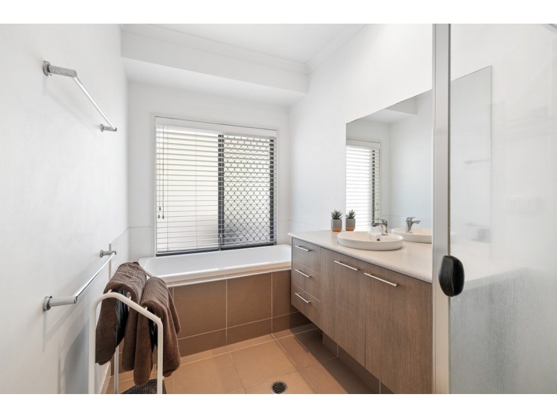 43 Creekwood Street, Victoria Point QLD 4165