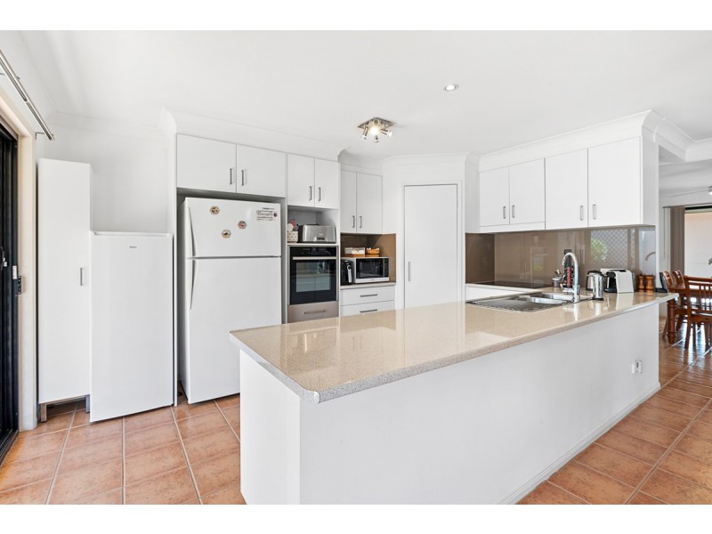 13 Carolena Street, Cleveland QLD 4163