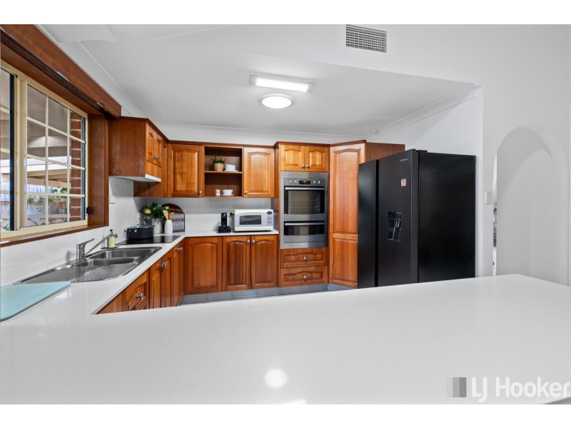 17 Carl Jung Court, Victoria Point QLD 4165