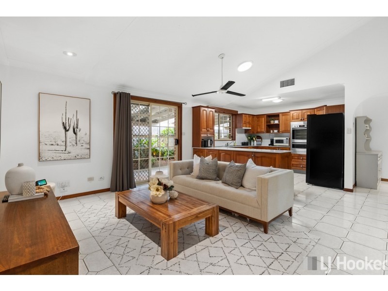 17 Carl Jung Court, Victoria Point QLD 4165