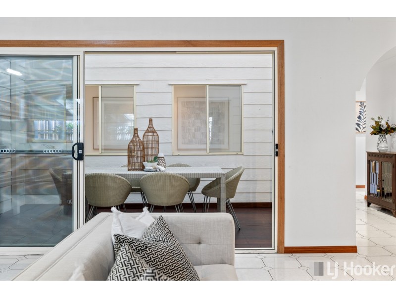 17 Carl Jung Court, Victoria Point QLD 4165
