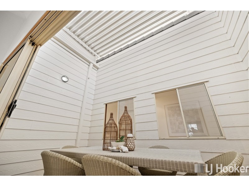 17 Carl Jung Court, Victoria Point QLD 4165
