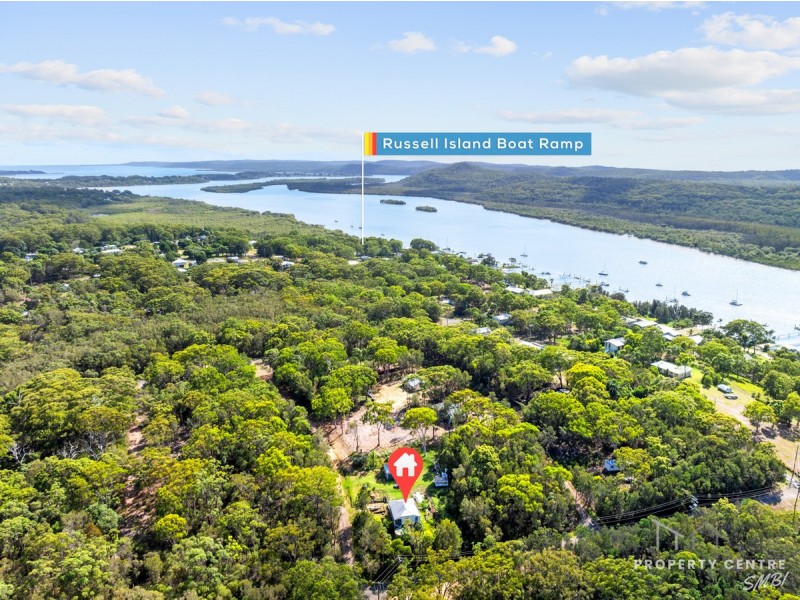 35 Seaward Drive, Russell Island QLD 4184
