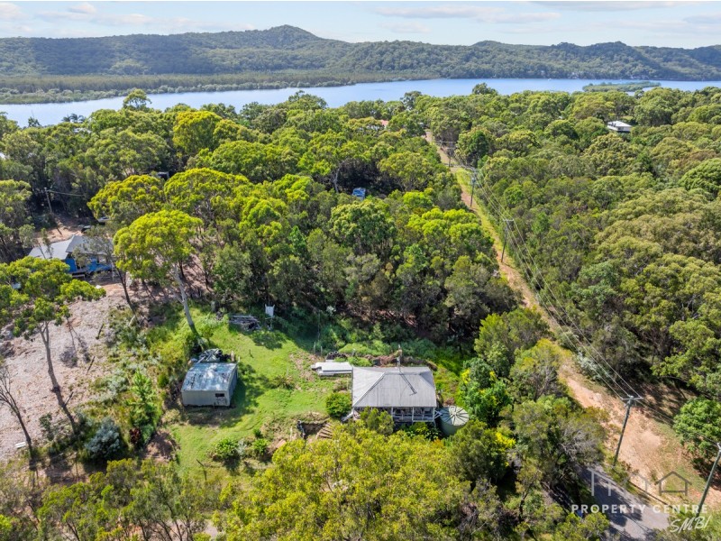 35 Seaward Drive, Russell Island QLD 4184