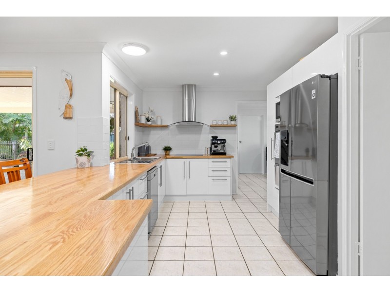 19 Grosvenor Court, Wellington Point QLD 4160