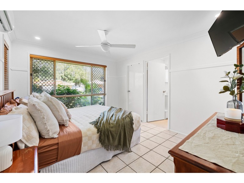 19 Grosvenor Court, Wellington Point QLD 4160