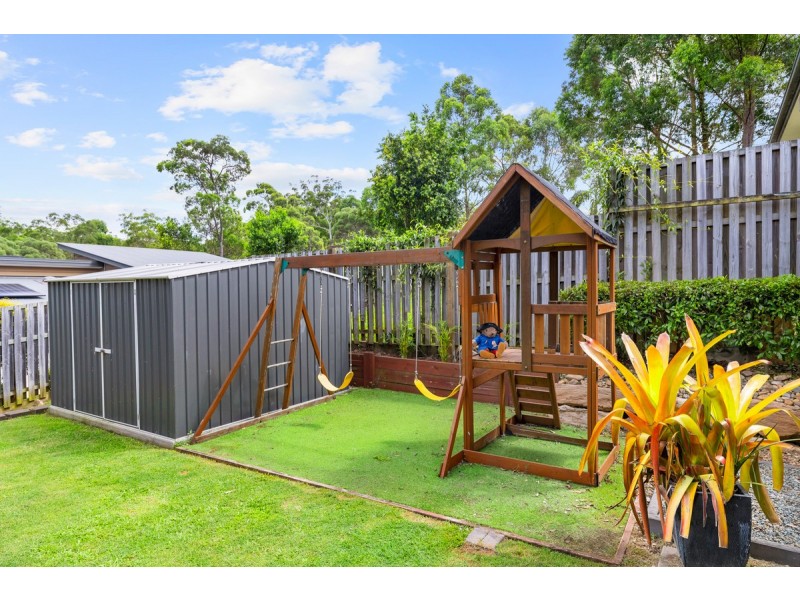 2 Hoop Pine Street, Mount Cotton QLD 4165