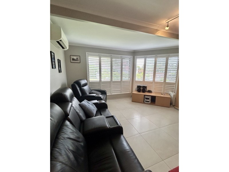 8 Ocean Street, Cleveland QLD 4163