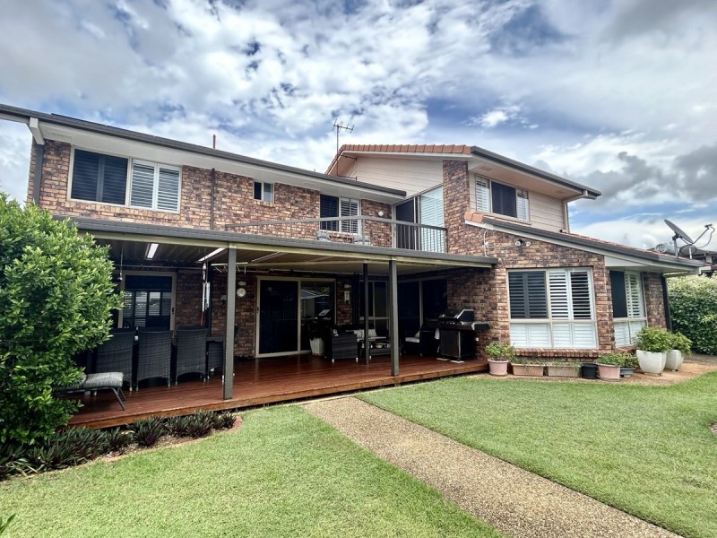 8 Ocean Street, Cleveland QLD 4163