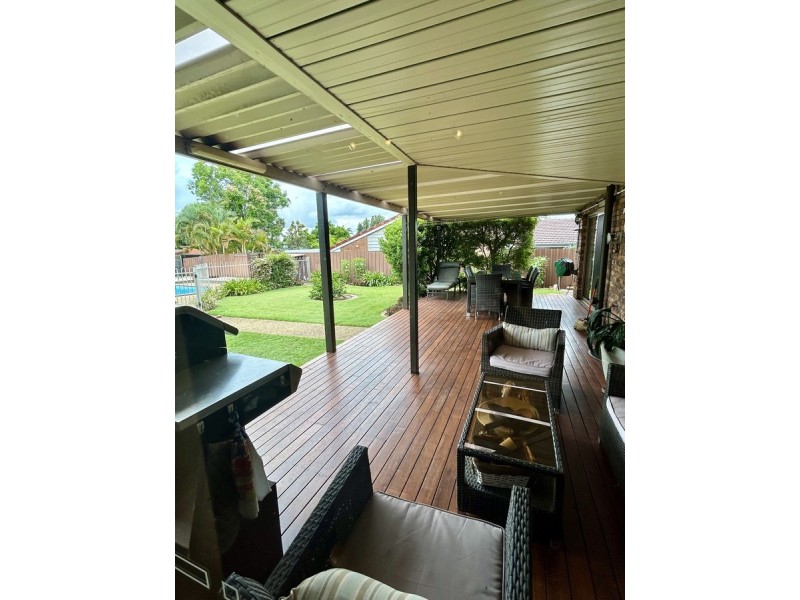 8 Ocean Street, Cleveland QLD 4163