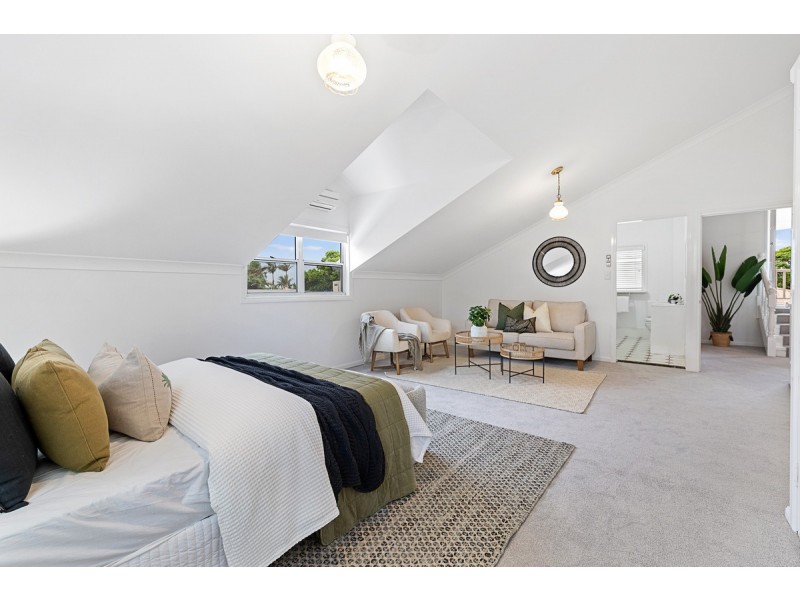 35 Agnes Street, Birkdale QLD 4159