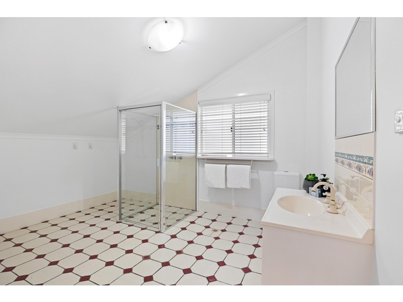 35 Agnes Street, Birkdale QLD 4159