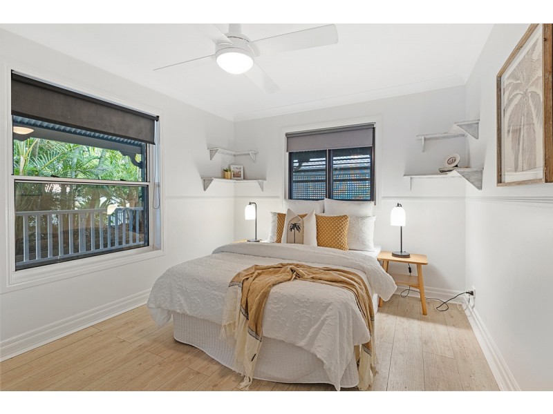 35 Agnes Street, Birkdale QLD 4159