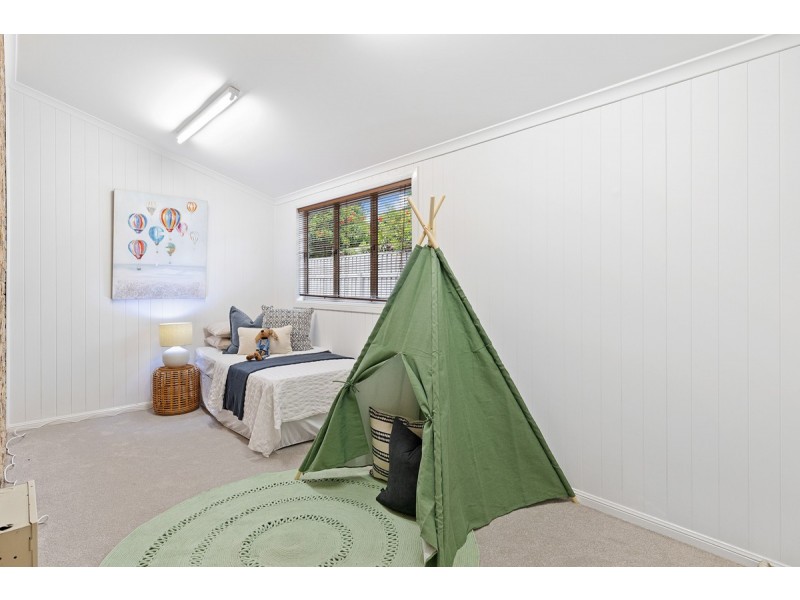 35 Agnes Street, Birkdale QLD 4159