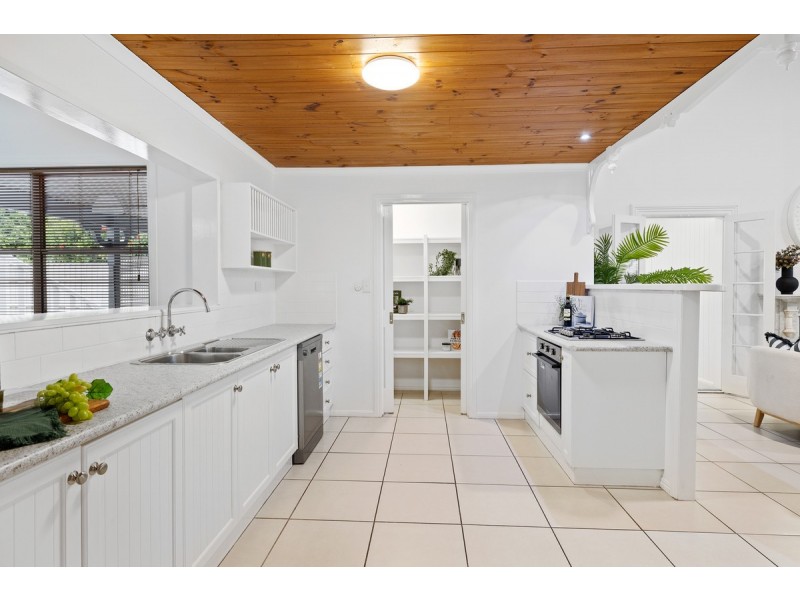 35 Agnes Street, Birkdale QLD 4159