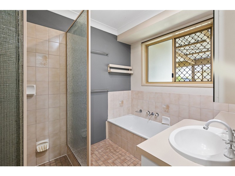 201 Railway Parade, Thorneside QLD 4158