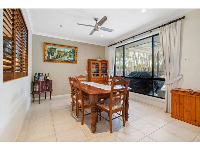 8 Whepstead Avenue, Wellington Point QLD 4160