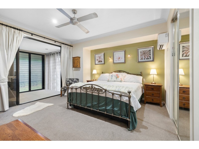 8 Whepstead Avenue, Wellington Point QLD 4160