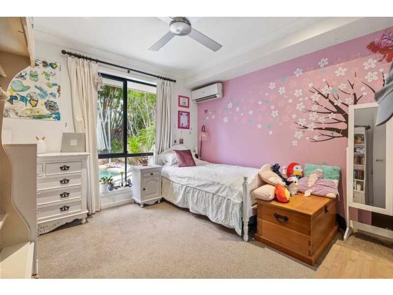 8 Whepstead Avenue, Wellington Point QLD 4160