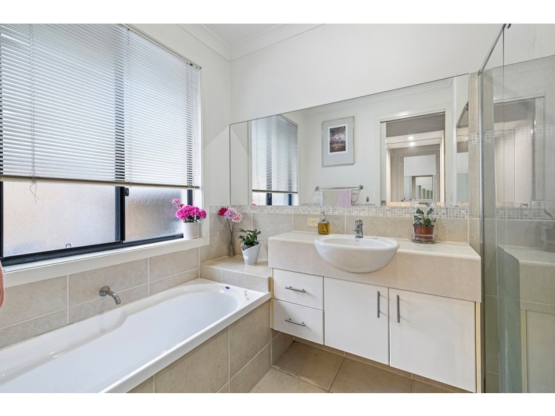 8 Whepstead Avenue, Wellington Point QLD 4160