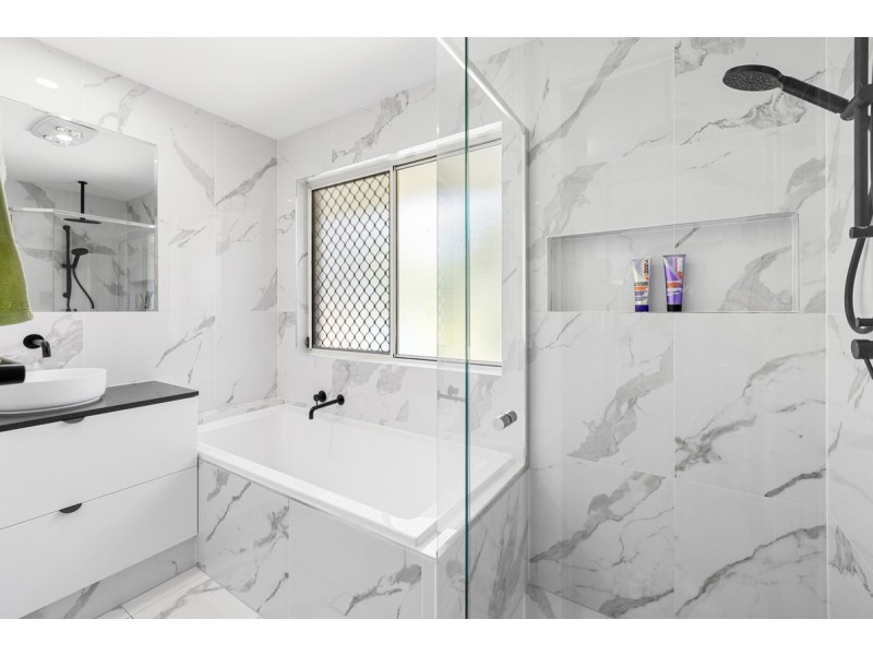 2 Lomandra Place, Capalaba QLD 4157