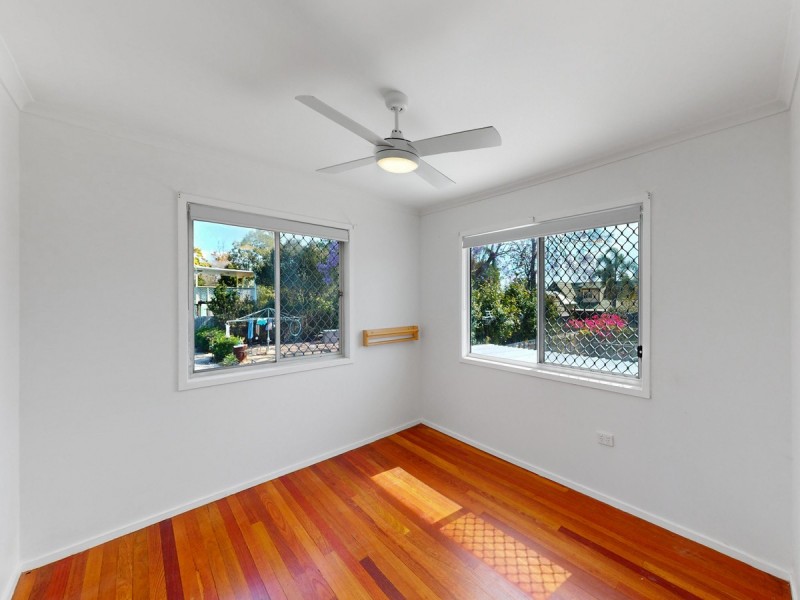 18 Malling Street, Birkdale QLD 4159