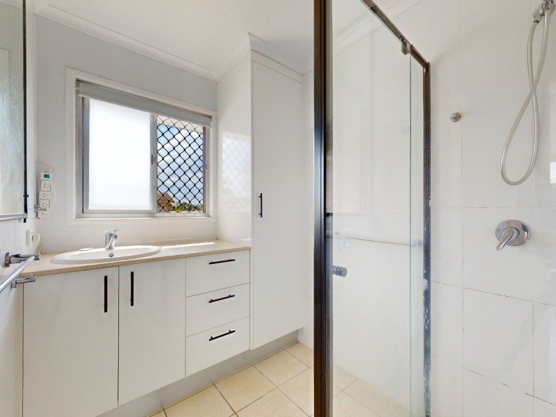 18 Malling Street, Birkdale QLD 4159