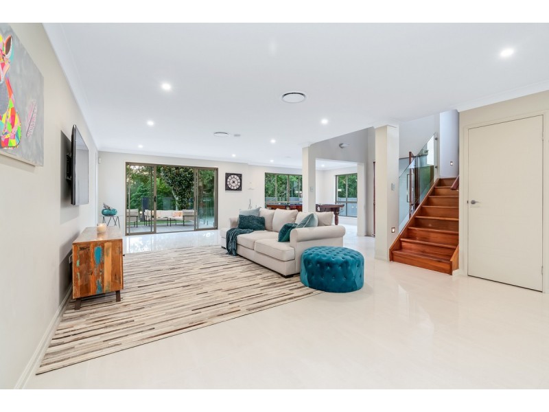 130 Burdekin Drive, Sinnamon Park QLD 4073