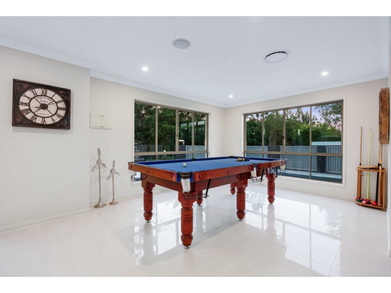 130 Burdekin Drive, Sinnamon Park QLD 4073