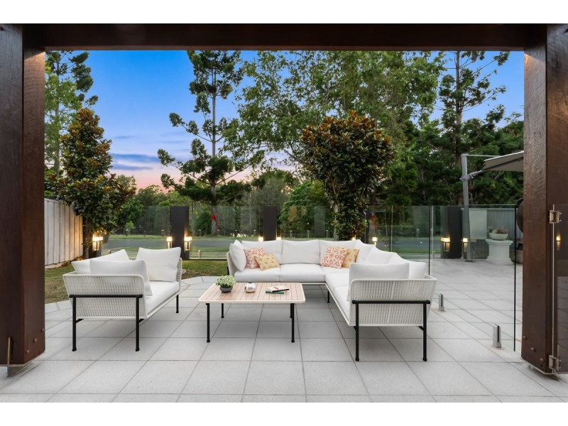 130 Burdekin Drive, Sinnamon Park QLD 4073