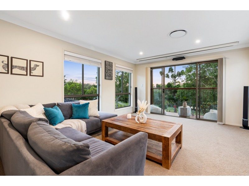 130 Burdekin Drive, Sinnamon Park QLD 4073