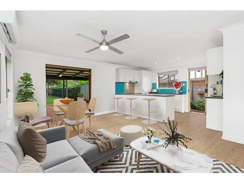 6 Heath Street, Forest Lake QLD 4078