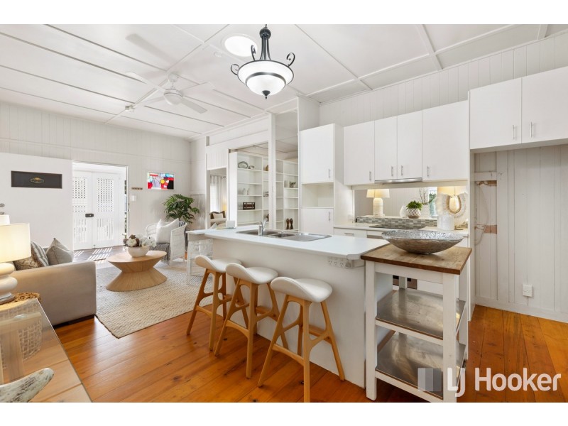 132 Main Street, Redland Bay QLD 4165