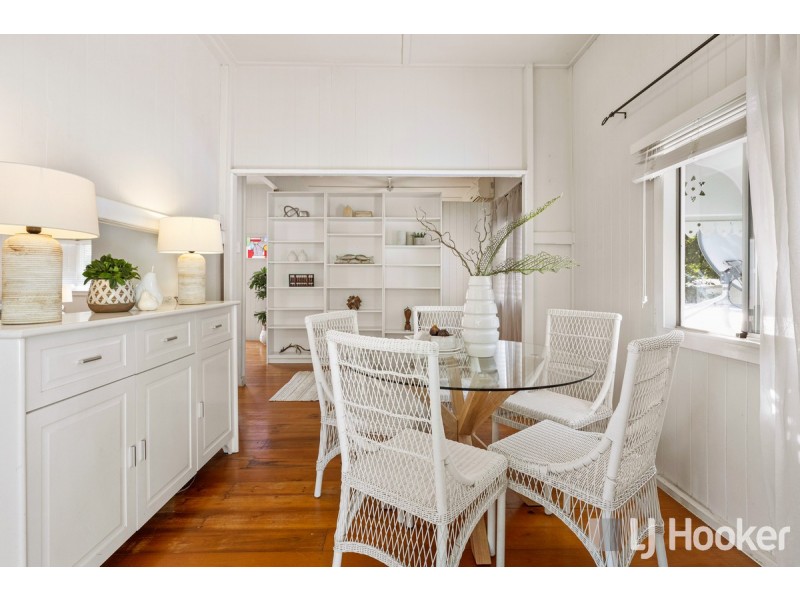 132 Main Street, Redland Bay QLD 4165