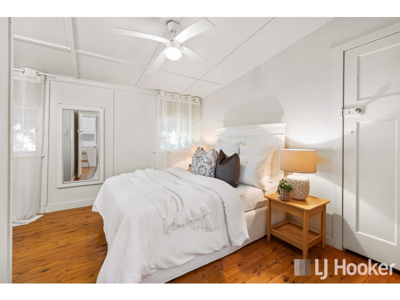 132 Main Street, Redland Bay QLD 4165