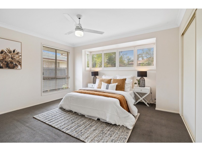 10 Lanyard Place, Redland Bay QLD 4165