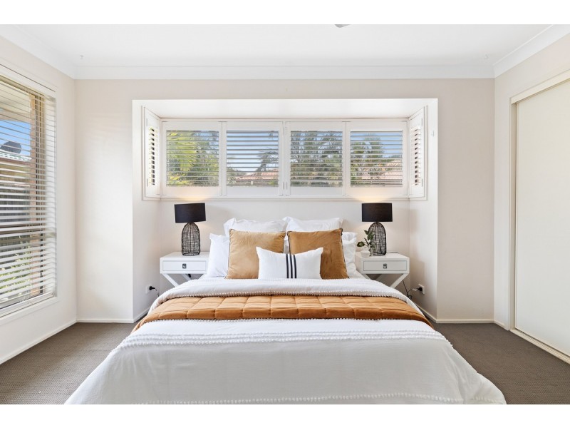 10 Lanyard Place, Redland Bay QLD 4165