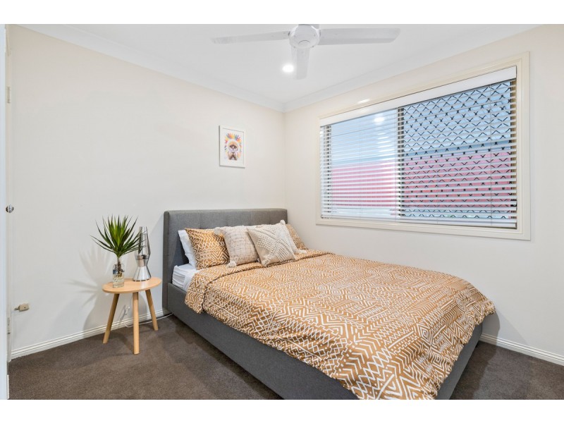 37 Wyncroft Street, Holland Park QLD 4121